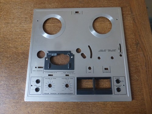 Akai 1722 face avant - 1722,